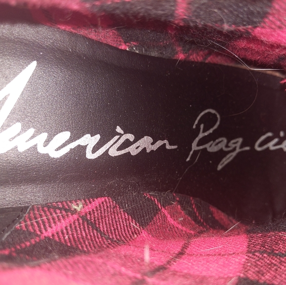 Booties - Picture 5 of 5